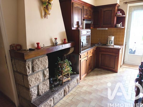 Maison à vendre 6 pièces 144 m² Saint-Brieuc-des-Iffs