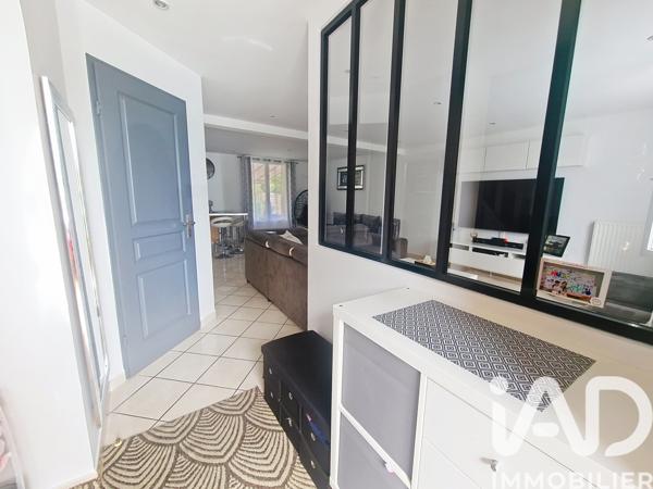 Maison à vendre 7 pièces 141 m² Le Coudray-Montceaux