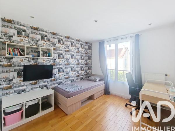 Maison à vendre 7 pièces 141 m² Le Coudray-Montceaux