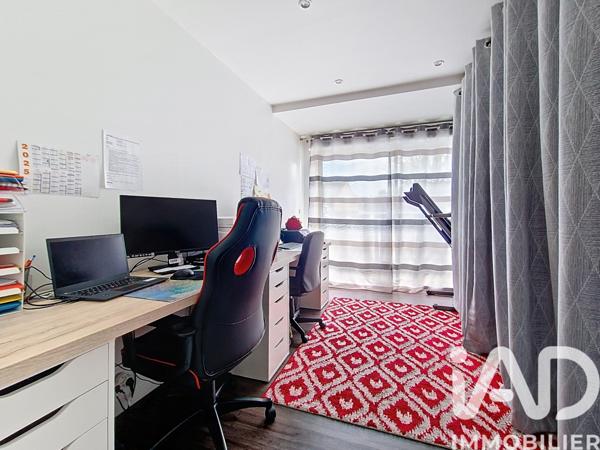 Maison à vendre 7 pièces 141 m² Le Coudray-Montceaux