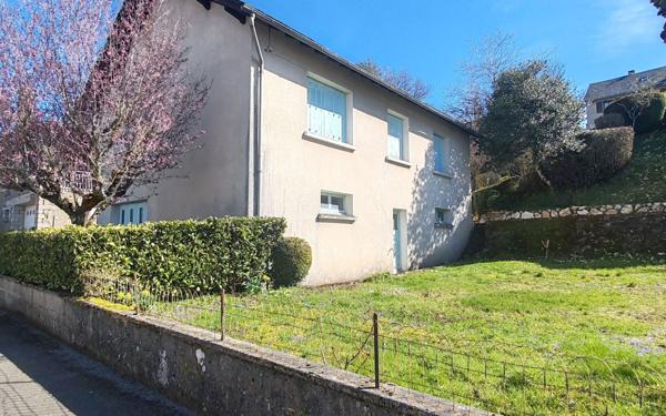 Maison à vendre    5 pièces •  Salles-Curan