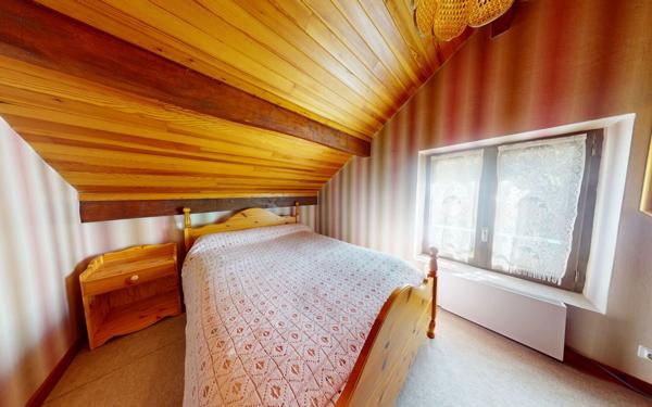 Maison à vendre    5 pièces •  Salles-Curan