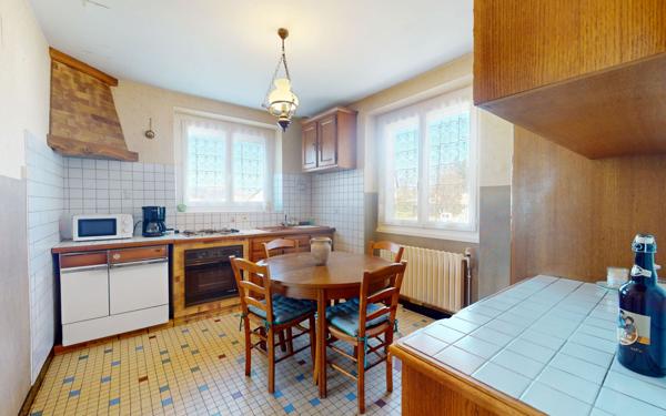 Maison à vendre    5 pièces •  Salles-Curan