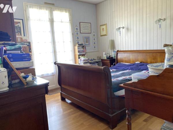 Propriété unique au coeur de PLOUGASTEL sur plus de 3 000m² de terrain en zone réputée constructible