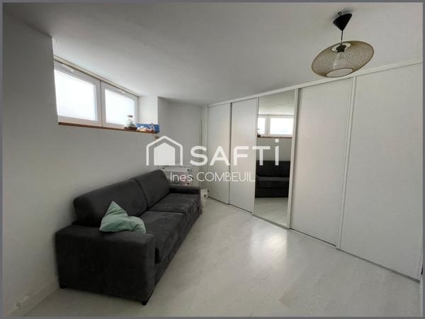 JARDIN DES PLANTES, TRÈS BEAU T4 ENTIÈREMENT RÉNOVÉ AVEC COUR PRIVATIVE