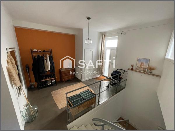 JARDIN DES PLANTES, TRÈS BEAU T4 ENTIÈREMENT RÉNOVÉ AVEC COUR PRIVATIVE