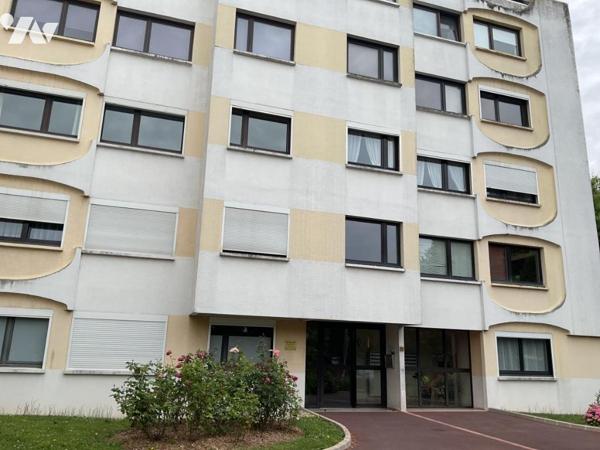 DOUAI