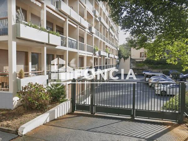 Location Parking - 1 BIS RUE JEAN JACQUES DE MONAIX Pau 64000