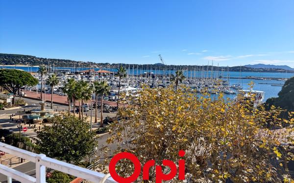 Appartement à vendre    4 pièces • 96,10 m2 Bandol
