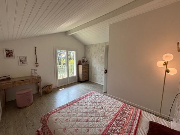 Maison 6 pièce(s) 4 chambre(s) 136 m²