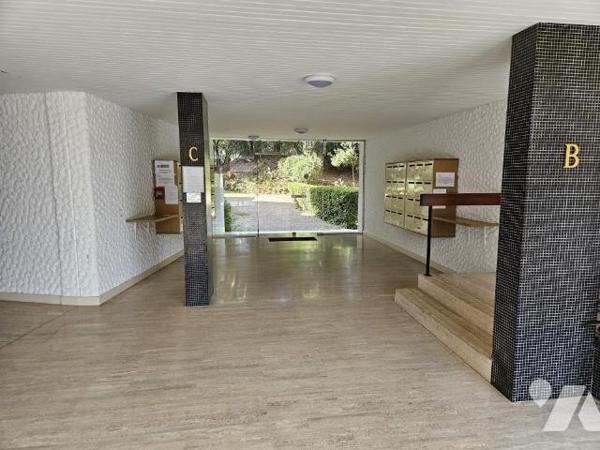 APPARTEMENT TYPE T2 AVEC CAVE ET GARAGE