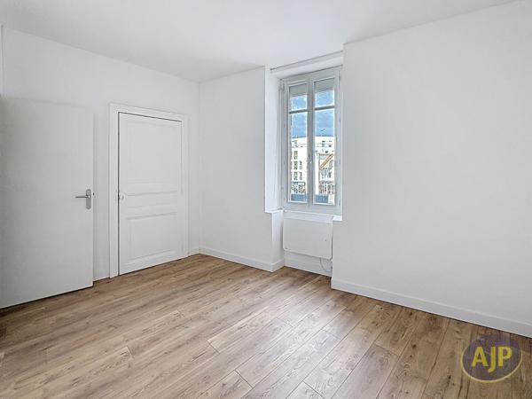 Location appartement Nantes : 695 € - AJP Immobilier Nantes Ouest