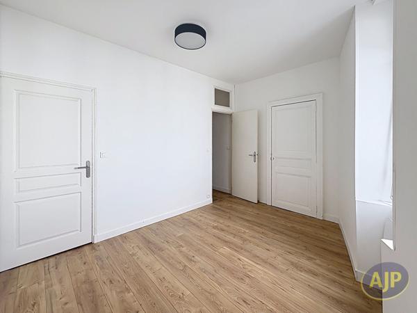 Location appartement Nantes : 695 € - AJP Immobilier Nantes Ouest