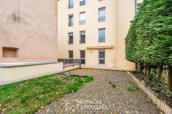 Appartement avec jardin et garage en hypercentre