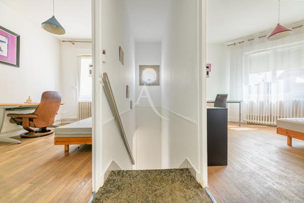 Tours La Fuye-Velpeau - Maison de Ville 115m2 - 2 box - Pas de jardin