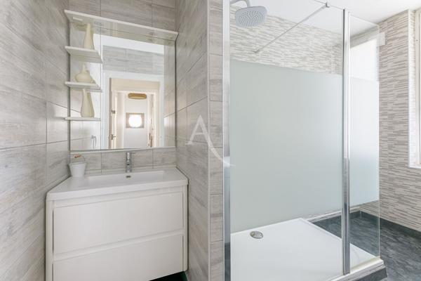 Tours La Fuye-Velpeau - Maison de Ville 115m2 - 2 box - Pas de jardin
