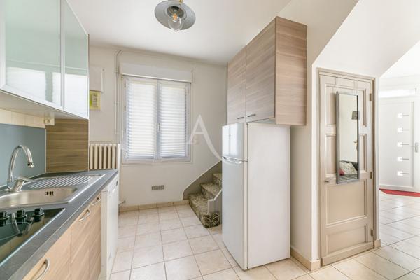 Tours La Fuye-Velpeau - Maison de Ville 115m2 - 2 box - Pas de jardin
