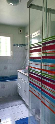 Maison d'habitation de plain pied avec piscine  à la campagne au calme !