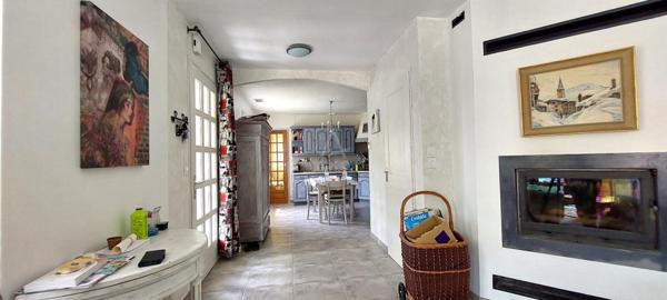 Maison d'habitation de plain pied avec piscine  à la campagne au calme !