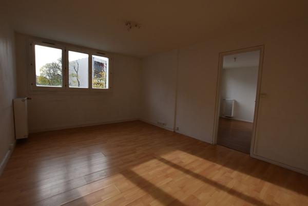 À vendre : Appartement 2 pièces à Combs-la-Ville - Vieux Pays