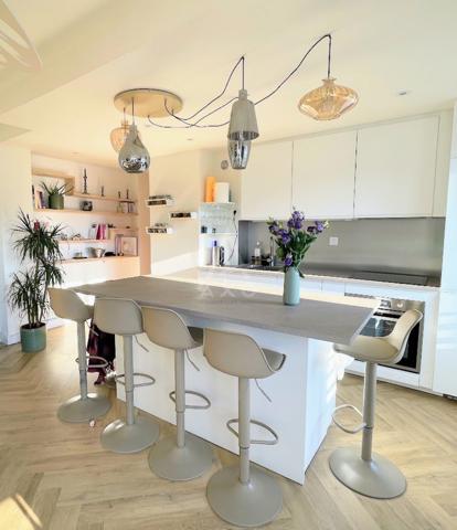 Appartement T4 lumineux avec vue imprenable  Chambéry centre-ville