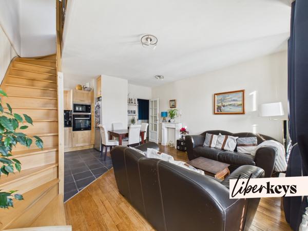 Exclusivité ! Duplex de charme 4 pièces en plein coeur de La Varenne 