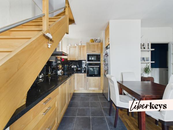 Exclusivité ! Duplex de charme 4 pièces en plein coeur de La Varenne 