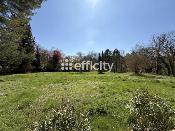 Maison 9 pièces - 242 m² Exclusivité efficity