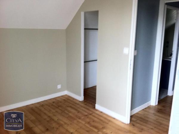 Maison à louer 5 pièces 99.5m² Poitiers (86000)