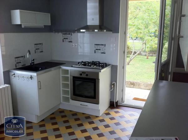 Maison à louer 5 pièces 99.5m² Poitiers (86000)