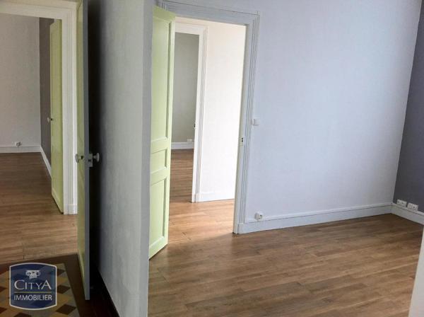 Maison à louer 5 pièces 99.5m² Poitiers (86000)