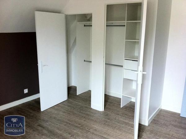 Maison à louer 5 pièces 99.5m² Poitiers (86000)