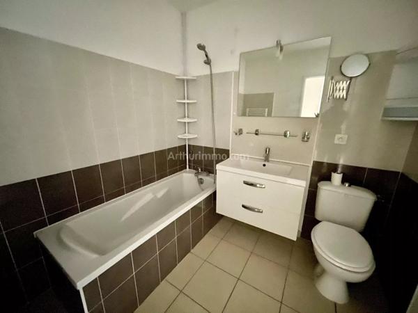 Vente Maison 4 pièces 77 m2 à Les Avenières Veyrins-Thuellin