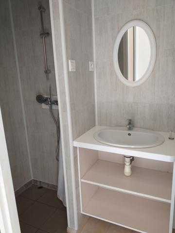 Maison  8 pièce(s)  5 chambre(s)  213 m²