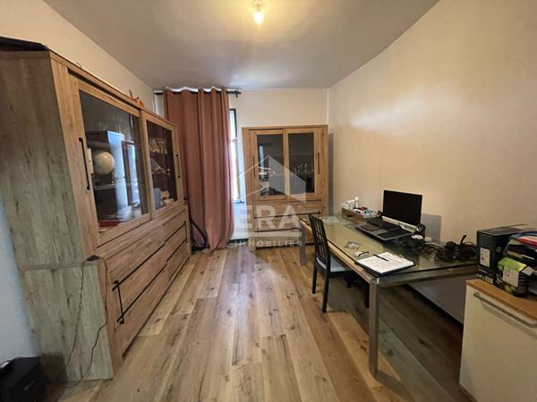 Immeuble de rapport Dunkerque local commercial loué et Duplex 2 chambres