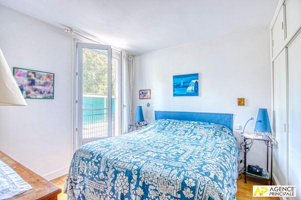 Versailles Rive Droite square Jean Houdon - Appartement 6 pièces 126.67 m² carrez avec balcons, caves et box €820 000 ** - Référence 27616