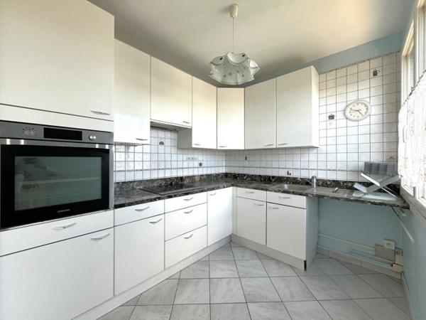 Appartement à vendre |  Bron |  3 pièces | 72,4 m²