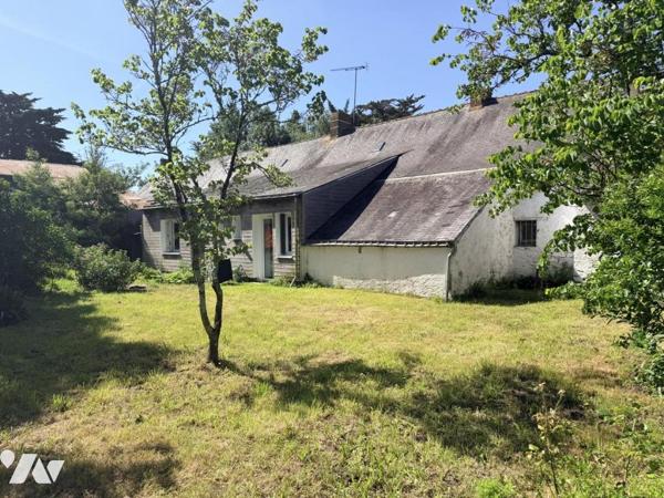 Maison en pierre avec 4 chambres et dépendances à Savenay