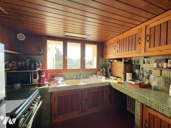 Maison 3 chambres jardin garage a conforter