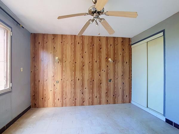 A vendre - Maison  80 m² - 4 pièces -Garage indépendant - 1200 m² de terrain à Saint Lys ( 31470 )