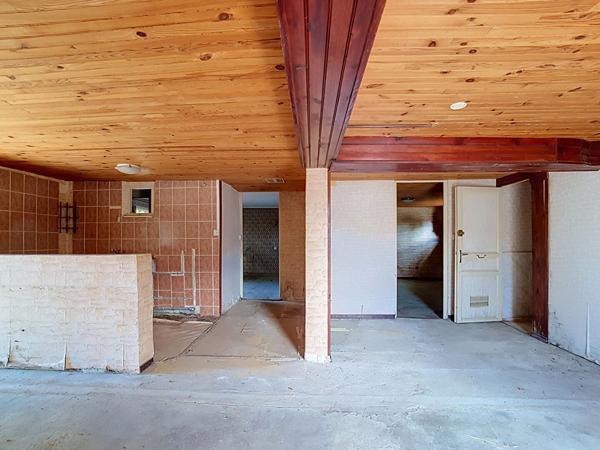 A vendre - Maison  80 m² - 4 pièces -Garage indépendant - 1200 m² de terrain à Saint Lys ( 31470 )