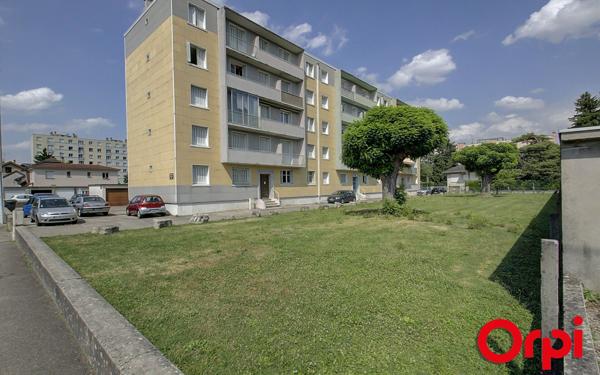 Appartement à vendre    3 pièces • 52 m2 Bourgoin-Jallieu