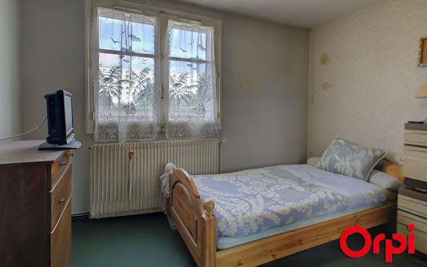Appartement à vendre    3 pièces • 52 m2 Bourgoin-Jallieu