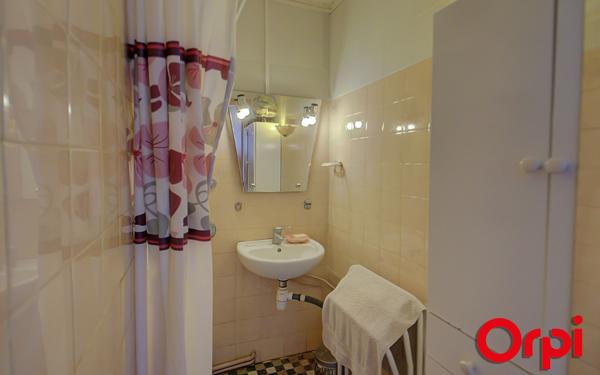 Appartement à vendre    3 pièces • 52 m2 Bourgoin-Jallieu