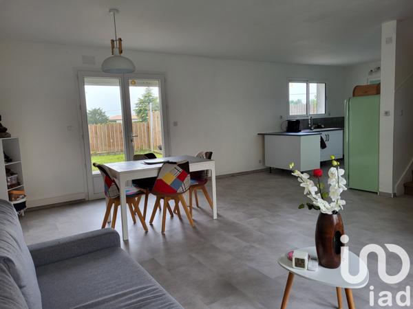 Maison à vendre 4 pièces 76 m² Saint-Médard-de-Guizières