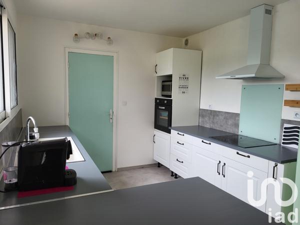 Maison à vendre 4 pièces 76 m² Saint-Médard-de-Guizières