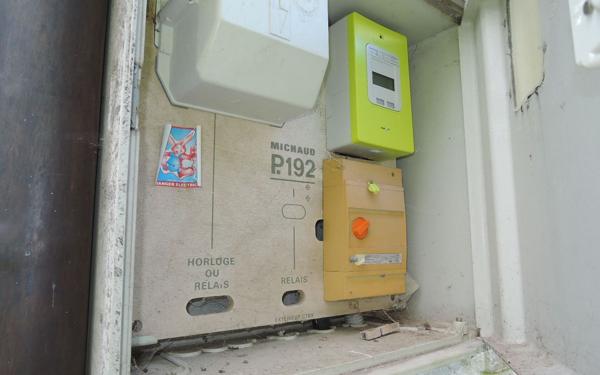 Maison à vendre    5 pièces •  Hostiaz