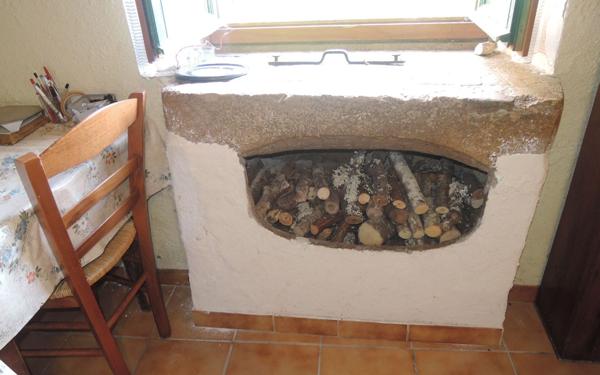 Maison à vendre    5 pièces •  Hostiaz