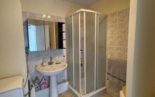 Appartement à vendre    3 pièces • 70 m2 Sète