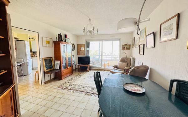 Appartement à vendre    3 pièces • 70 m2 Sète